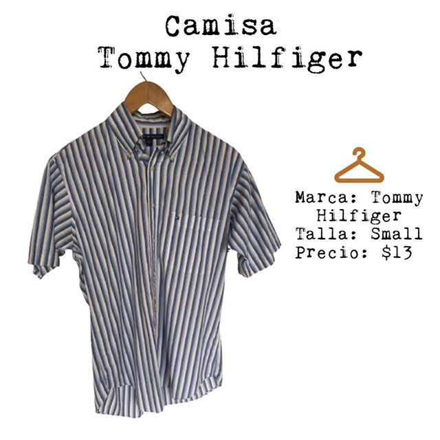 Camisa de vestir talla small (14 1/2) con bolsillo frontal en perfectas condiciones colores y tela.
#batista #secondhand